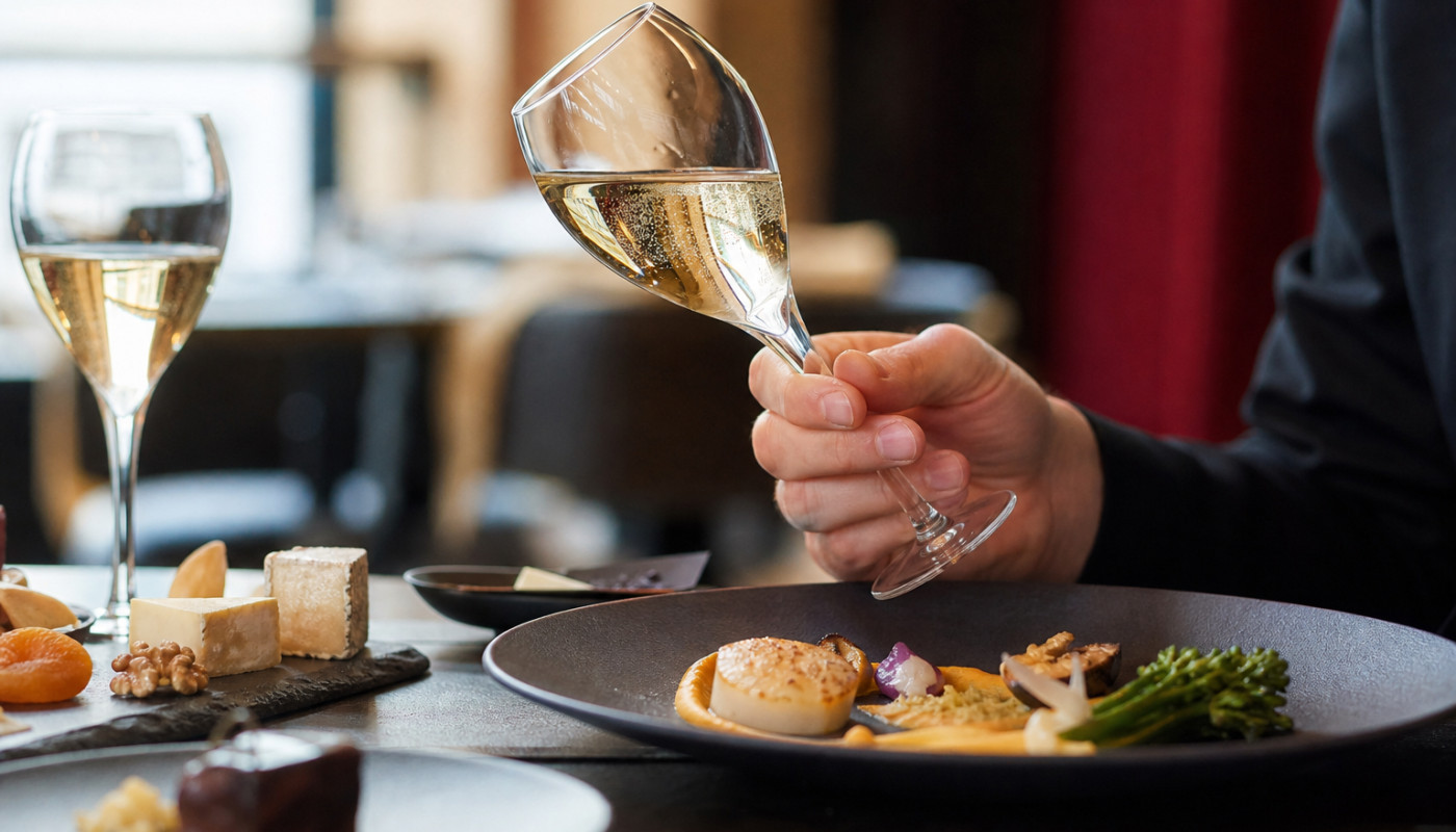 Vins et accords surpris : des alliances inattendues au champagne
